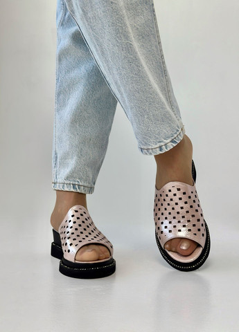 Пудровые шлепанцы женские кожаные Sherlock Soon