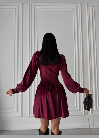 Бордовий комбінезон з довгим рукавом та резинкою на плечах, з оксамитової тканини, стильний та елегантний для вечірніх образів No Brand 259 однотонний темно-бордовий