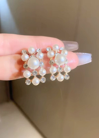 Набір біжутерії комплект кольє та сережки зі штучними перлинами та камінцями Fashion Jewelry (334305391)