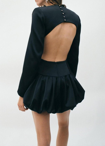 Черное платье Zara однотонное