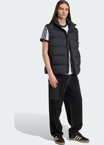 Чорна демісезонна жилет tonal puffer adidas