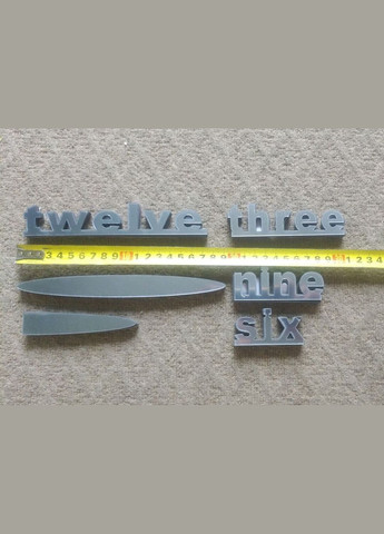 3D часы настенные темно-серые Цифры по английски 3D Б230-47' пули темно-серый No Brand (302242368)