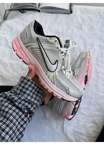 КРОССОВКИ ЖЕНСКИЕ NIKE ZOOM VOMERO 5 SILVER / PINK НАЙК АИР ЗУМ ВОМЕРО 5 No Brand розовые демисезоны (367176893)