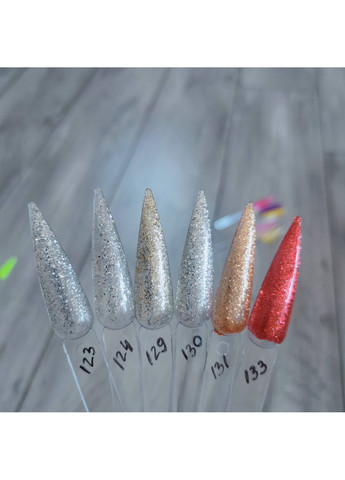 Гель лак для нігтів сріблястий №124 8 мл Milano (365807150)