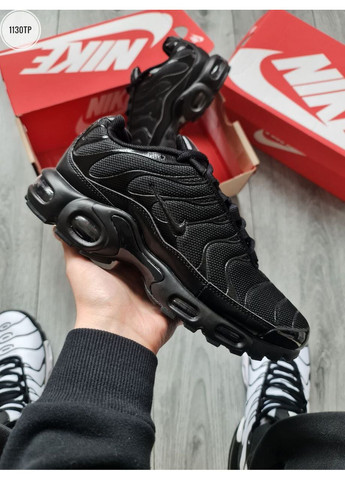 Черные демисезонные кроссовки мужские nike air max plus tn+ black найк аир макс тн плюс No Brand