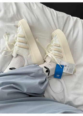 Бежевые демисезонные кроссовки мужские adidas superstar bonega white beige адидас суперстар No Brand