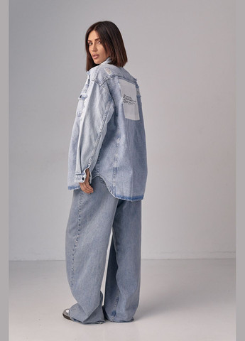 Голубая демисезонная женская джинсовая рубашка с рваным декором 08915 Lurex