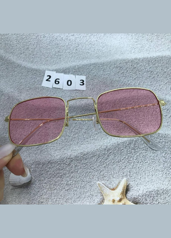 Рожеві сонцезахисні окуляри в золотистій оправі No Brand (303723556)