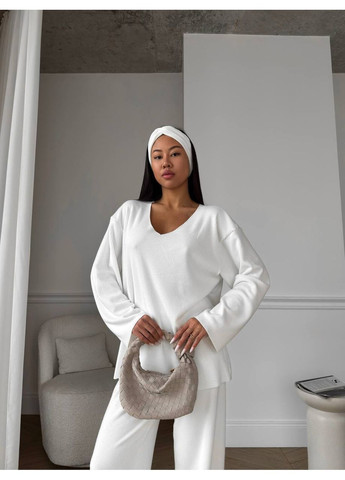 Жіночий костюм в рубчик з начесом Adelante (367088223)