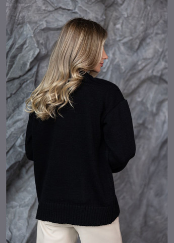 Черный демисезонный свитер джемпер Larionoff