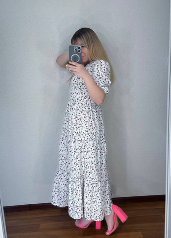 Белое повседневный цветочное платье макси с оборками. клеш Allthings с цветочным принтом
