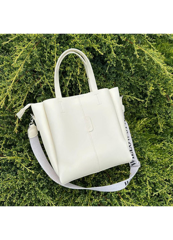 Жіноча сумка на плече еко-шкіра сірого кольору класична з брелоком ProDobro (363136262)