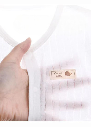 Белый детский комплект для новорожденных 8 предметов little angel 6604 56 см белый No Brand