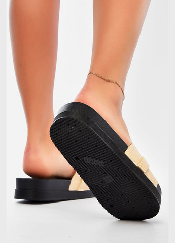 Шльопанці жіночі бежевого кольору Let's Shop (340715142)