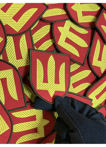 Шеврон Ракетні війська та артилерія ЗСУ (Форма щит. На липучці) Розмір 8x7см No Brand (369924818)