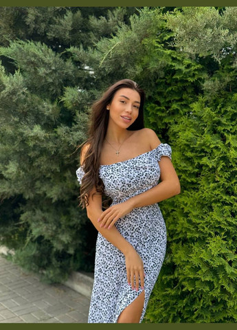 Білий кежуал сукня міді в квітковий принт з відкритими плечима Adelante з квітковим принтом