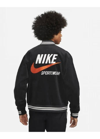 Черная демисезонная куртка sportswear trend black dv9997-010 Nike