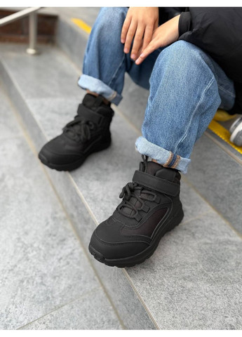 Черные зимние ботинки для мальчиков от . Jong Golf