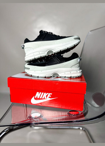 Білі Осінні кросівки чоловічі і жіночі nike vomero roam white black | найк вомеро роам білі No Brand