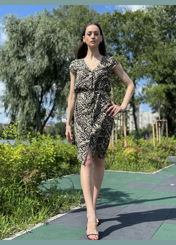 Сіро-бежева чорно-бежева сукня з планкою 5785 Cat Orange