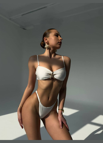 Білий літній жіночий білий чорний роздільний купальник зі стрінгами і спідничкою No Brand