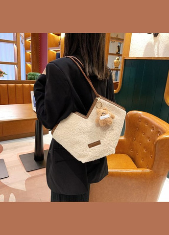 Сумка жіноча плюшева з брелоком Choco White Italian Bags (293083663)