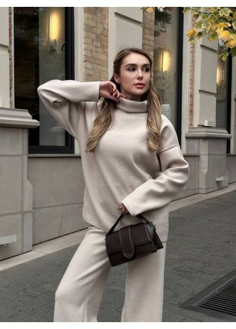 Стильний костюм, 95% бавовна, не кошлатиться,, розмір (арт.1023TB) No Brand (365783932)