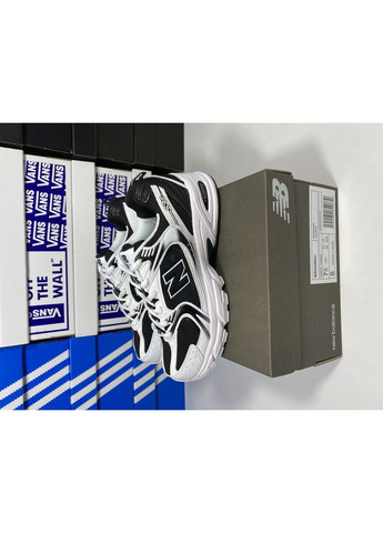 КРОСІВКИ ЖІНОЧІ NEW BALANCE 530 WHITE BLACK НЬЮ БЕЛАНС 530 No Brand чорні демісезони (369388317)