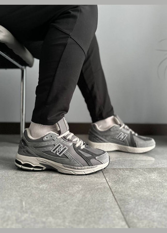 Серые зимние кроссовки Vakko