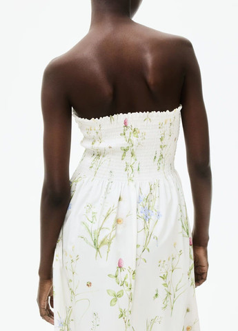 Белое кэжуал платье H&M с цветочным принтом