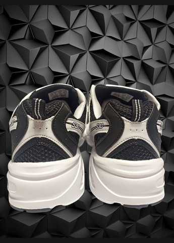 Белые кроссовки Ditof 530