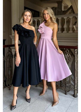 Чорна коктейльна сукня волан перо 24054 чорна Tanita-Romario