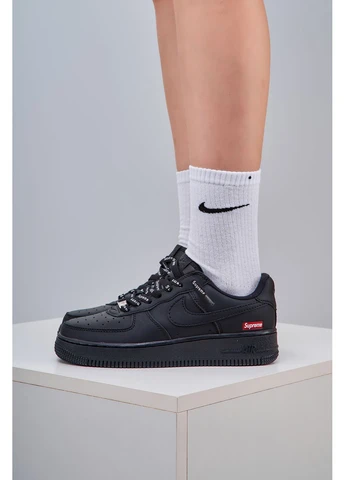 Черные демисезонные кроссовки мужские nike air force 1 x supreme black найк аир форс 1 черные No Brand