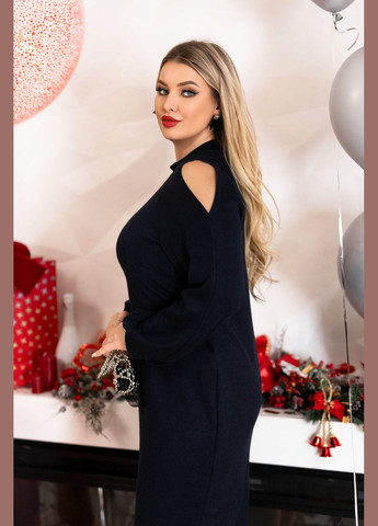 Синее платье из ангоры с открытыми плечами Fashion Girl