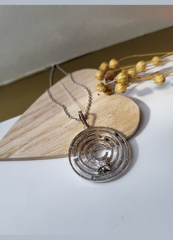 Срібна підвіска Кулон Медальйон Лабіринт з Білим каменем Срібло 925 проби 3218р 9.10г No Brand (306743368)