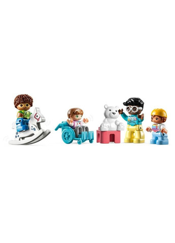 Конструктор DUPLO Будни в детском саду 67 деталей (10992) Lego (281425717)