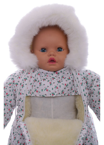 Чоловічок на хутрі для дівчинки з принтом маленьких трояндок білий 74 см (44758) BABYKROHA (297197525)