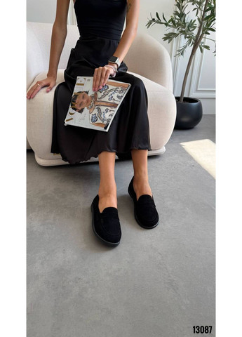 Женские лоферы женские черные из натуральной замши. | чёрные (353601917)