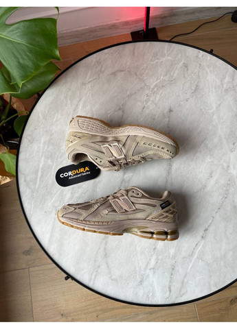 Бежевые демисезонные кроссовки мужские и женские new balance 1906r cordura beige | нью беланс 1906r бежевые No Brand