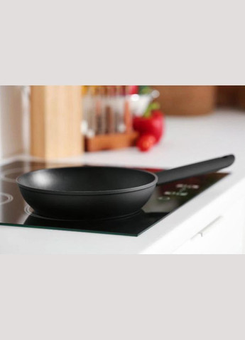 Кованная сковорода MG-1162 с двойным антипригарным покрытием 28 см Magio (297332102)