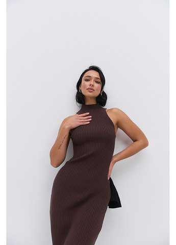 Коричнева довге вязане плаття без рукавів чорне Arjen