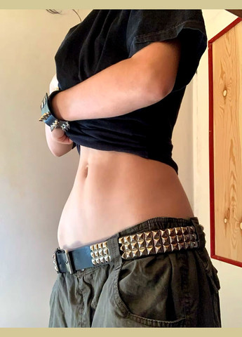 Ремень на пояс из экокожи "Заклепки Пирамида 3 ряда" с металлической пряжкой Черный No Brand Ремінь (314455216)