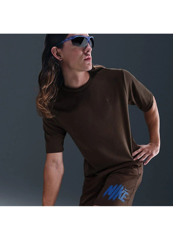 Коричнева футболка чоловіча dri-fit primary brown Nike