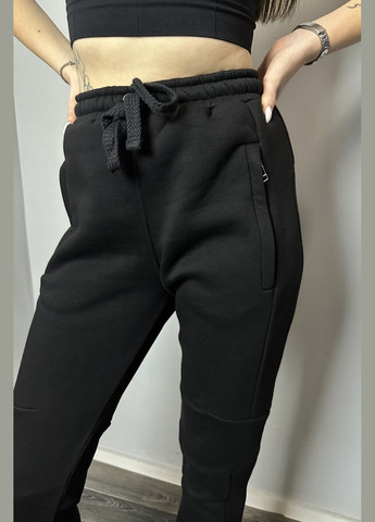 Жіночі штани трикотажні завужені чорні MKKC310823-1 Modna KAZKA (272816072)