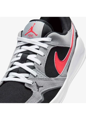 Бежевые кроссовки cmft era Jordan