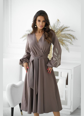 Кавова сукня на запах з вишивкою на запах Україна