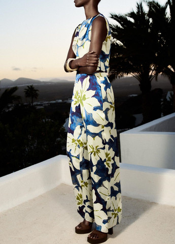 Комбинезон Zara цветочный комбинированный кэжуал