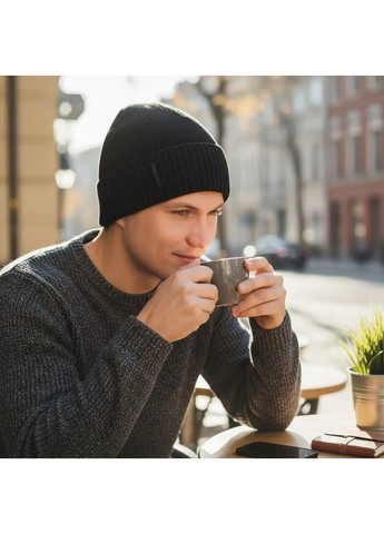 Мужская зимняя шапка утепленная One Size, черная, акриловая с флисовой подкладкой, теплая и дышащая No Brand (363052178)