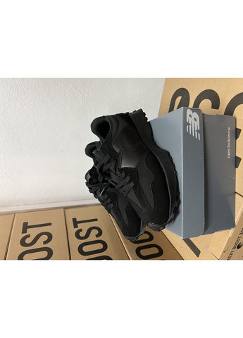 Чорні всесезонні кросівки 327 full black New Balance
