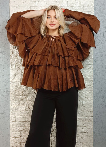 Коричневая блуза Blu Royal декорована воланами